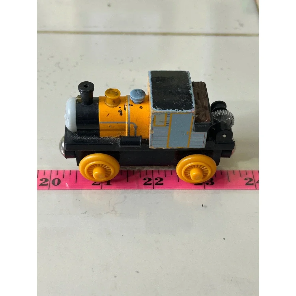 Thomas & Friends Wooden Railway Dash Engine Learning Curve YellowTrain 1591TF100